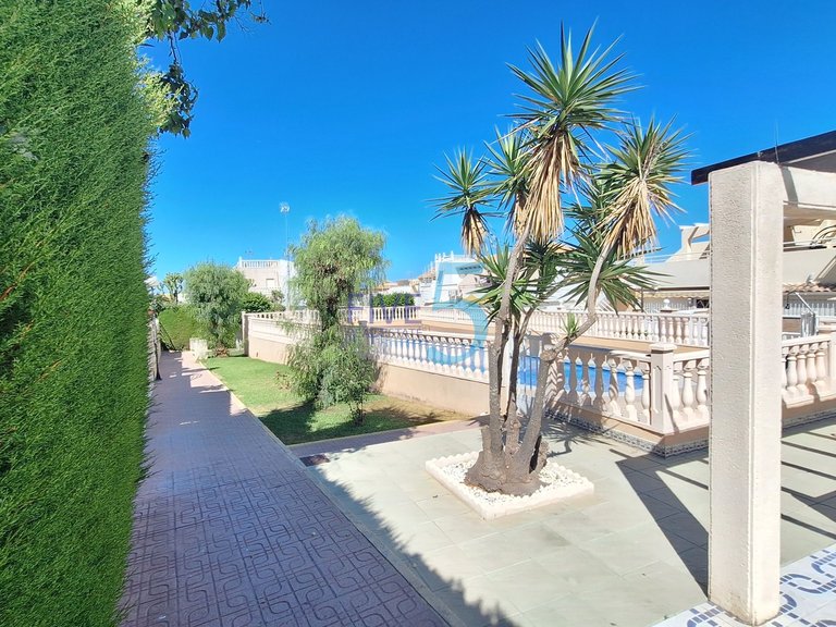 Villa for Sale in Alicante, Valencia 34