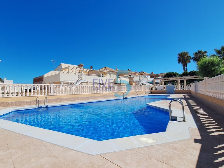 Villa for Sale in Alicante, Valencia 40