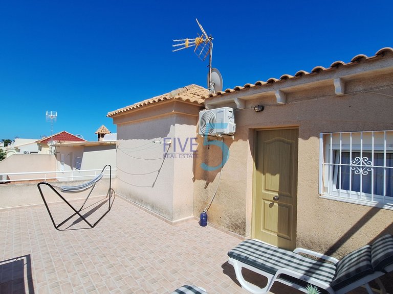 Villa for Sale in Alicante, Valencia 33