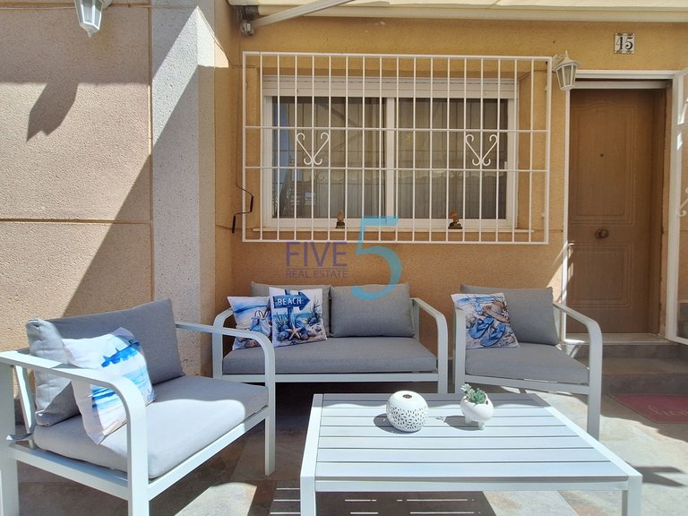 Villa for Sale in Alicante, Valencia 10