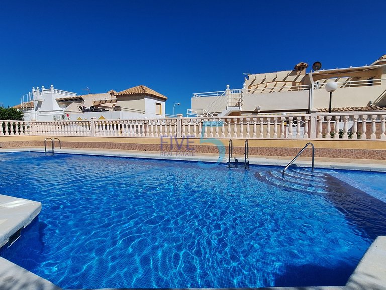 Villa for Sale in Alicante, Valencia 39