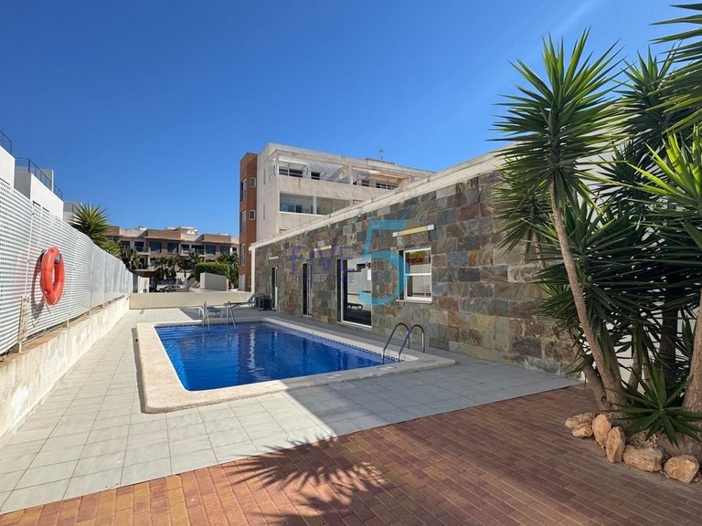 Apartment for Sale in Alicante, Valencia 2