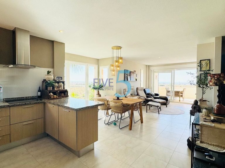 Apartment for Sale in Alicante, Valencia 6