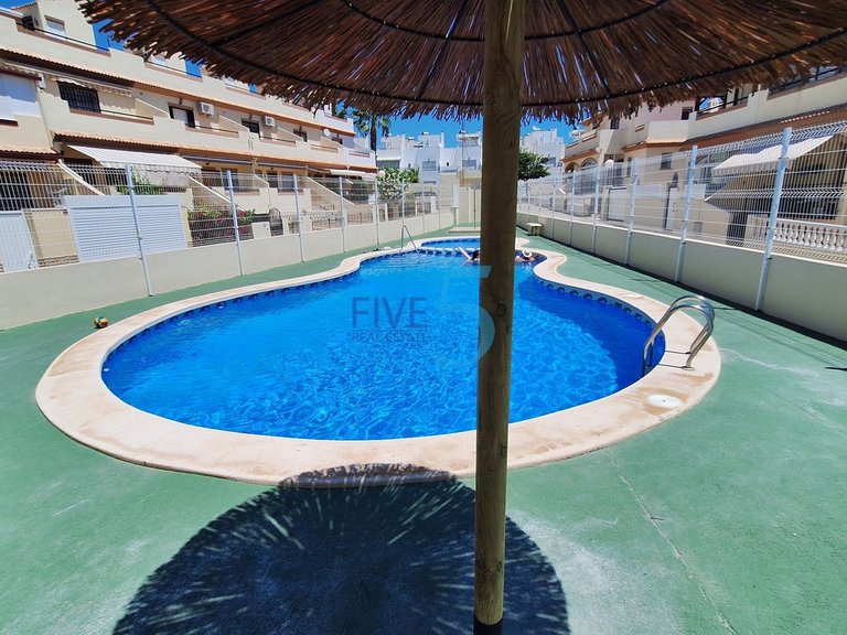 Villa for Sale in Alicante, Valencia 39