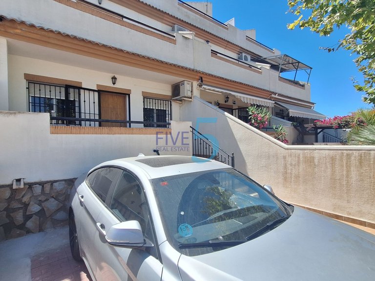 Villa for Sale in Alicante, Valencia 6