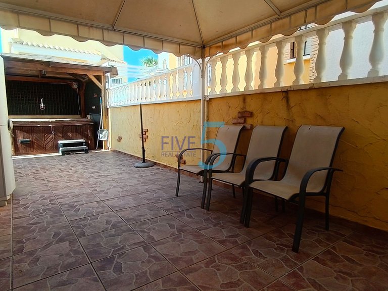 Villa for Sale in Alicante, Valencia 12