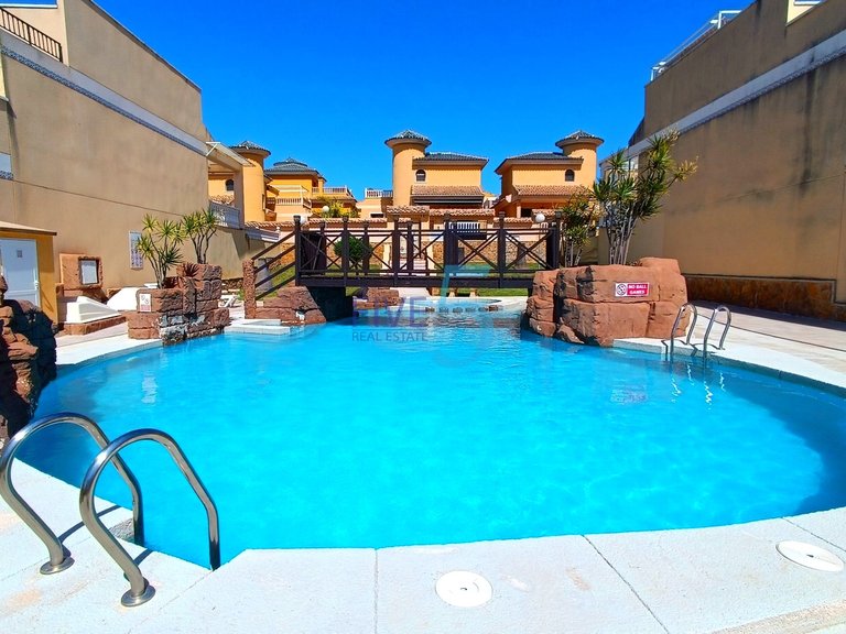 Villa for Sale in Alicante, Valencia 4