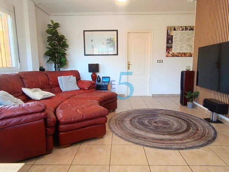 Villa for Sale in Alicante, Valencia 18