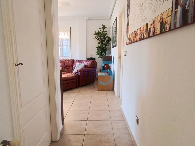 Villa for Sale in Alicante, Valencia 22