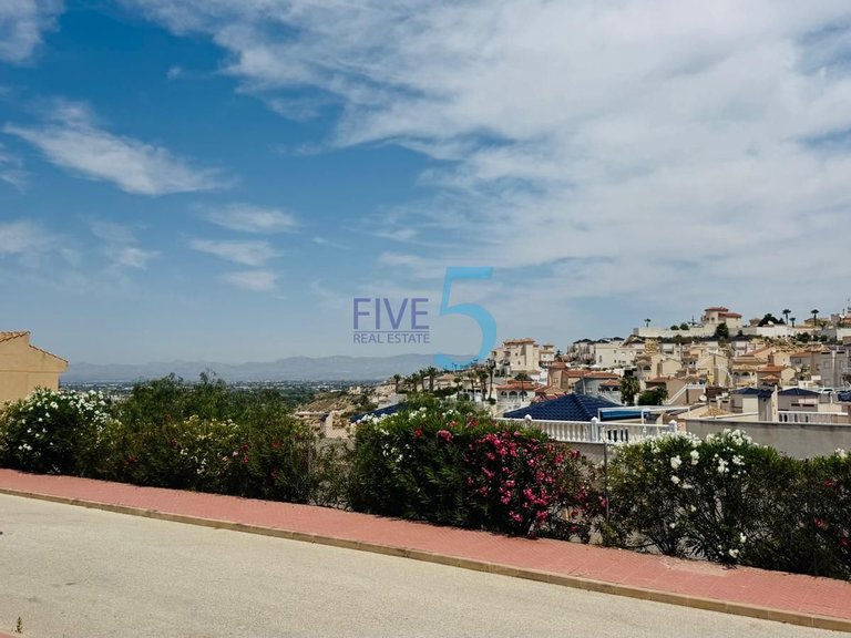 Apartment for Sale in Alicante, Valencia 13