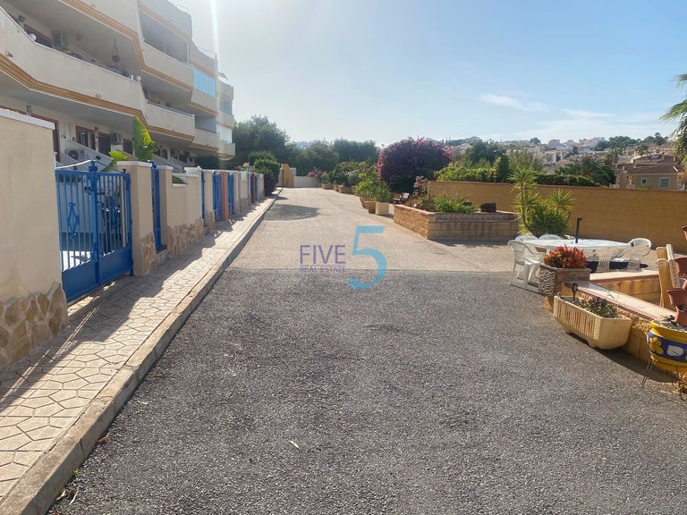 Apartment for Sale in Alicante, Valencia 22