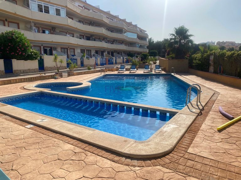 Apartment for Sale in Alicante, Valencia 2