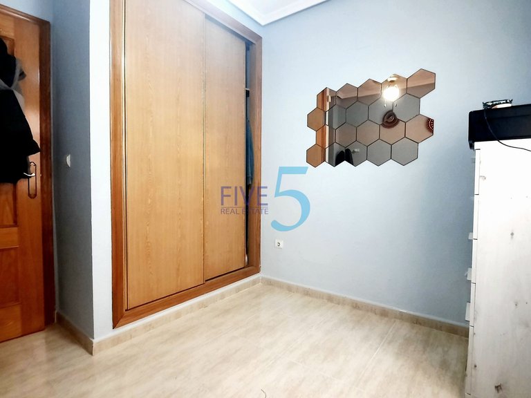 Apartment for Sale in Alicante, Valencia 16