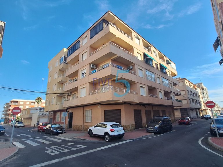 Apartment for Sale in Alicante, Valencia 3