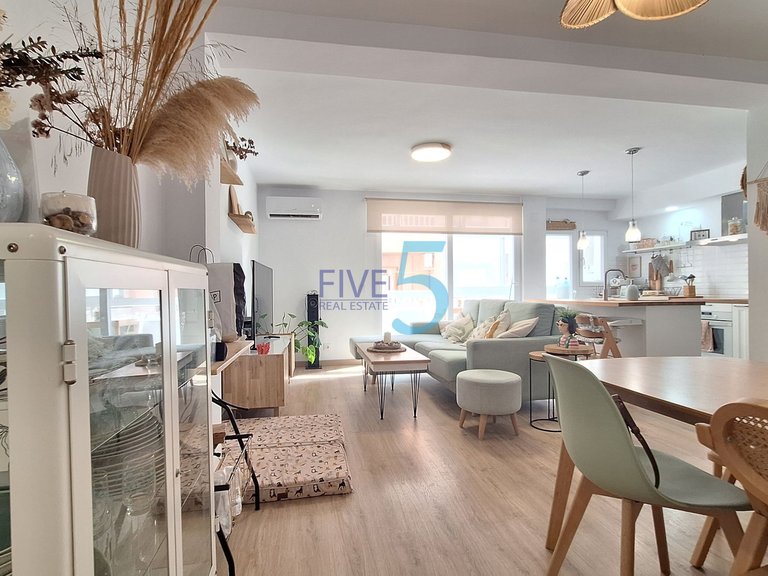 Apartment for Sale in Alicante, Valencia 4