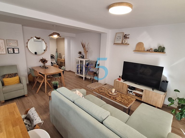 Apartment for Sale in Alicante, Valencia 1