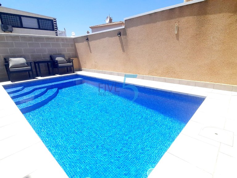 Villa for Sale in Alicante, Valencia 2