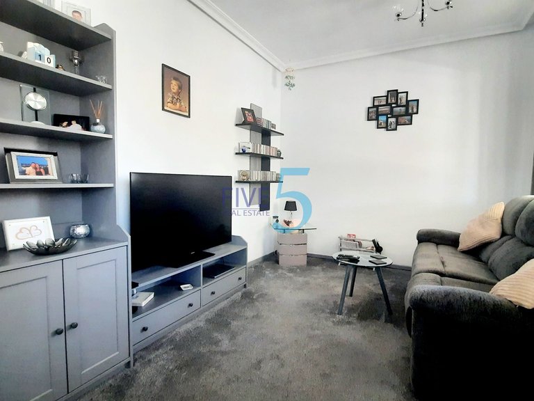 Villa for Sale in Alicante, Valencia 8