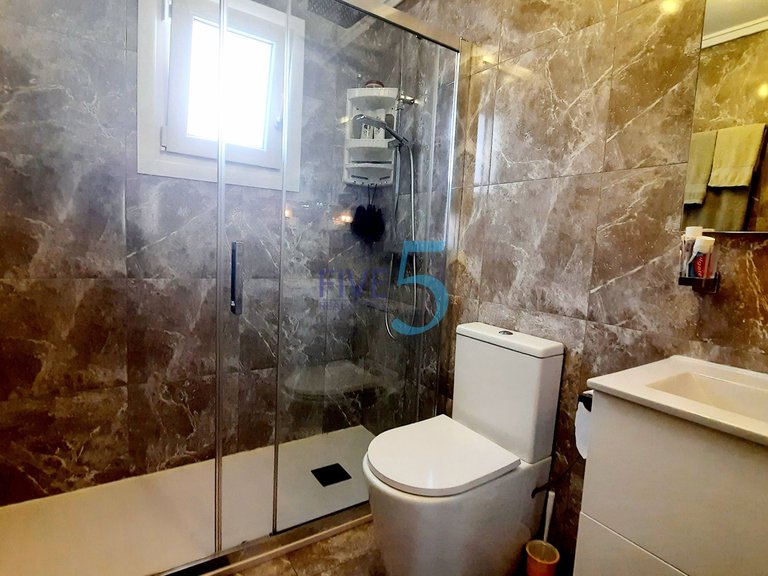 Villa for Sale in Alicante, Valencia 16