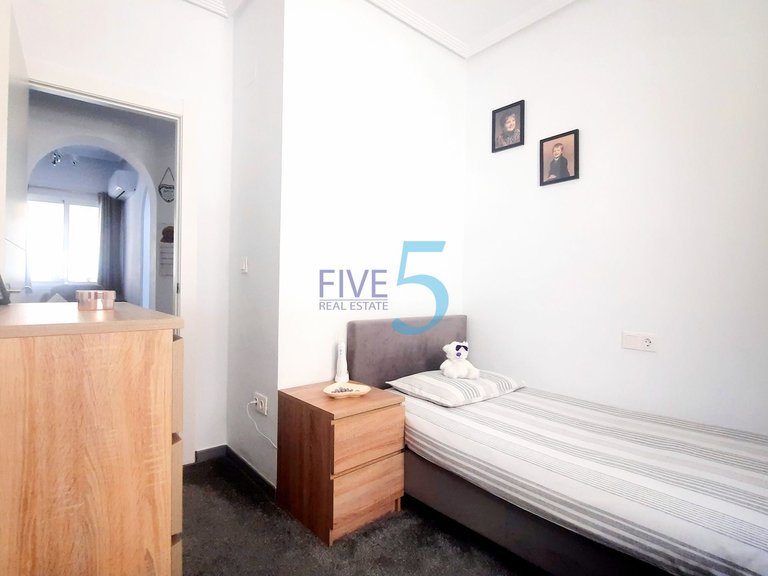 Villa for Sale in Alicante, Valencia 14
