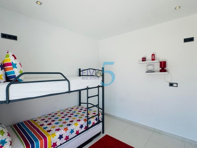 Villa for Sale in Alicante, Valencia 20