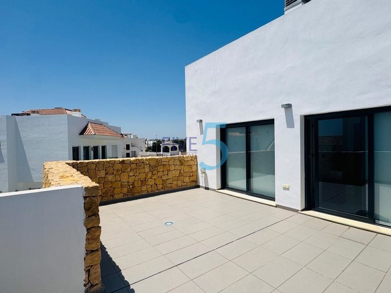 Villa for Sale in Alicante, Valencia 23