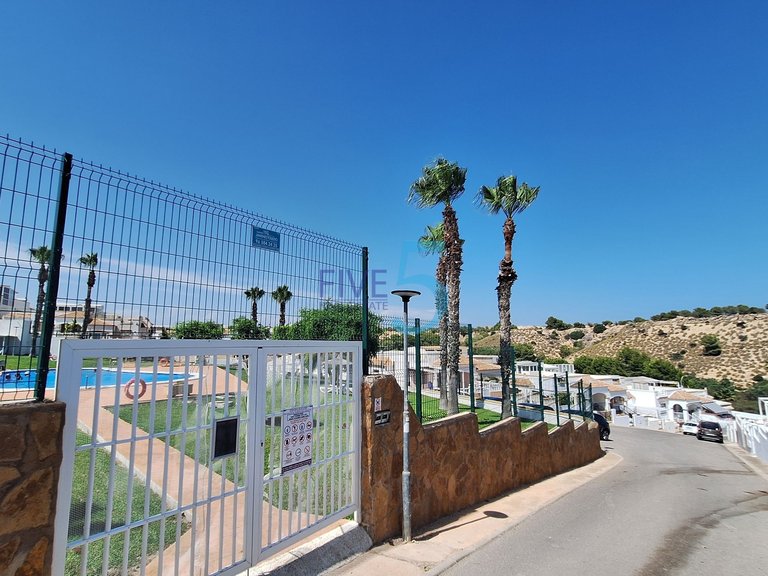 Villa for Sale in Alicante, Valencia 44