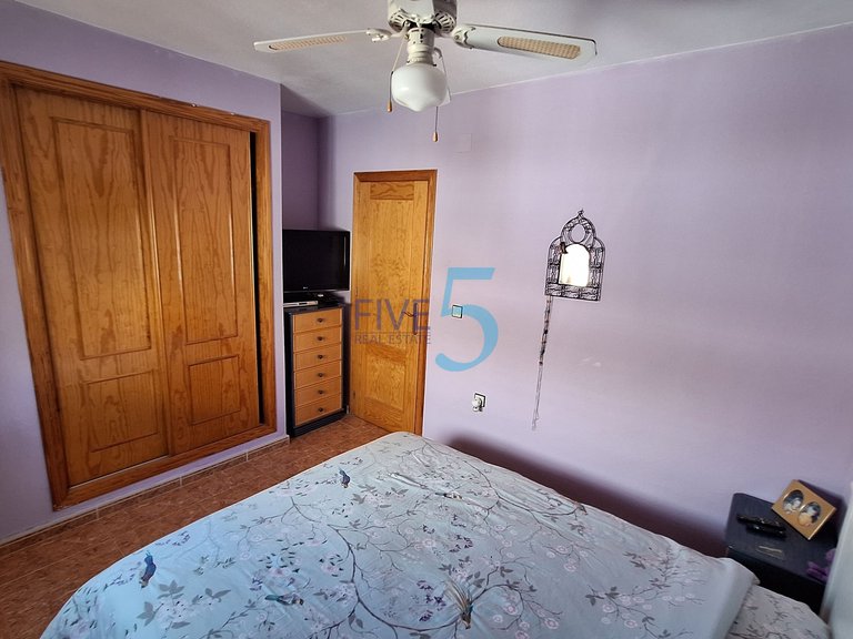 Villa for Sale in Alicante, Valencia 35