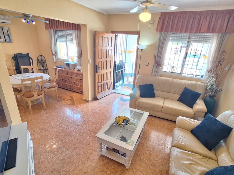 Villa for Sale in Alicante, Valencia 11