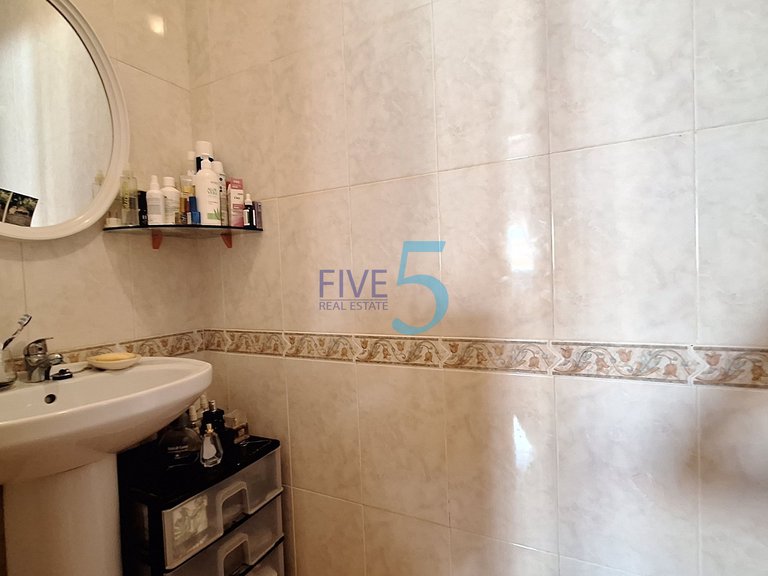 Villa for Sale in Alicante, Valencia 30