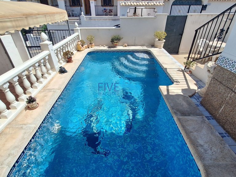 Villa for Sale in Alicante, Valencia 5