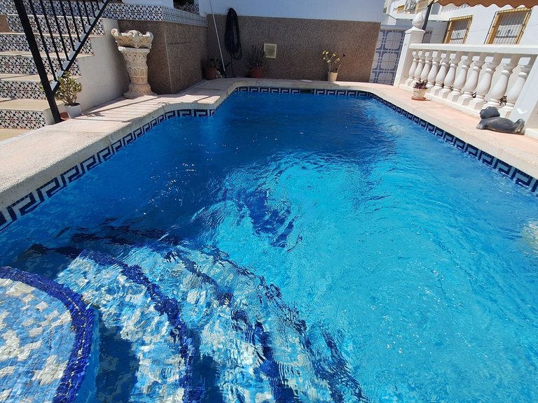 Villa for Sale in Alicante, Valencia 4