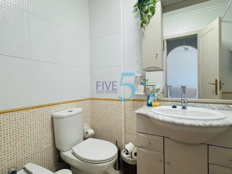 Apartment for Sale in Alicante, Valencia 12