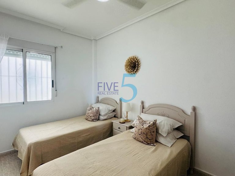Apartment for Sale in Alicante, Valencia 11
