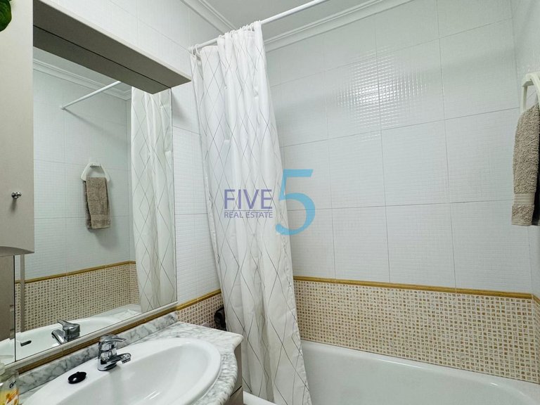 Apartment for Sale in Alicante, Valencia 13