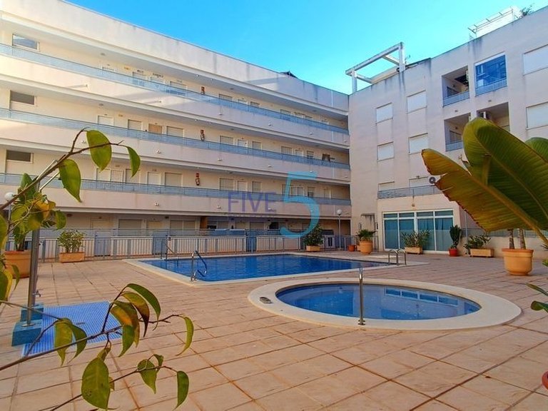 Apartment for Sale in Alicante, Valencia 2
