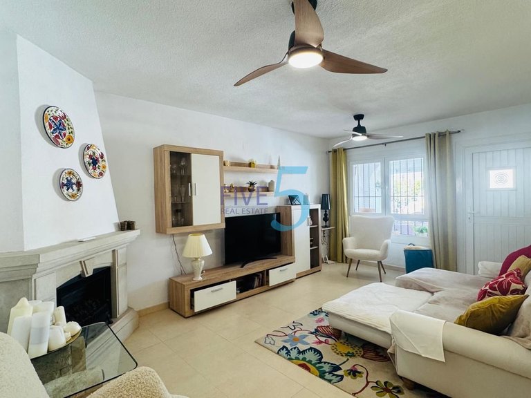 Villa for Sale in Alicante, Valencia 3