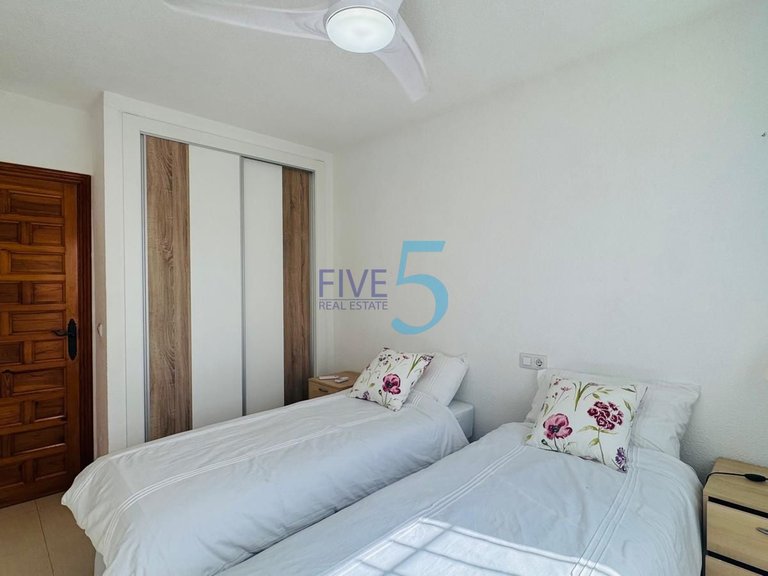 Villa for Sale in Alicante, Valencia 11