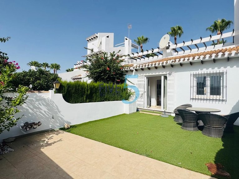 Villa for Sale in Alicante, Valencia 14