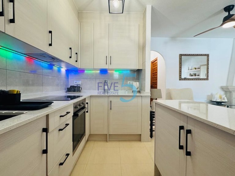 Villa for Sale in Alicante, Valencia 4
