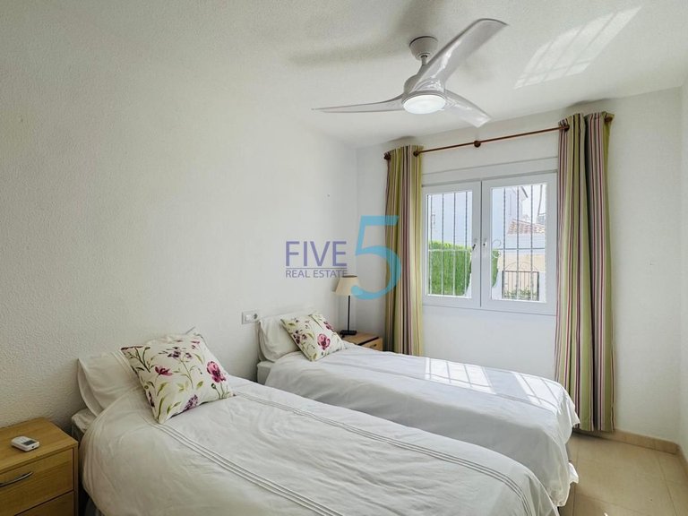 Villa for Sale in Alicante, Valencia 10