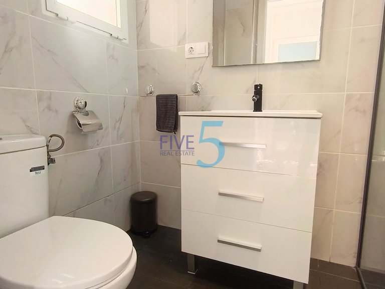 Villa for Sale in Alicante, Valencia 33