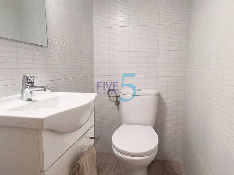 Villa for Sale in Alicante, Valencia 28