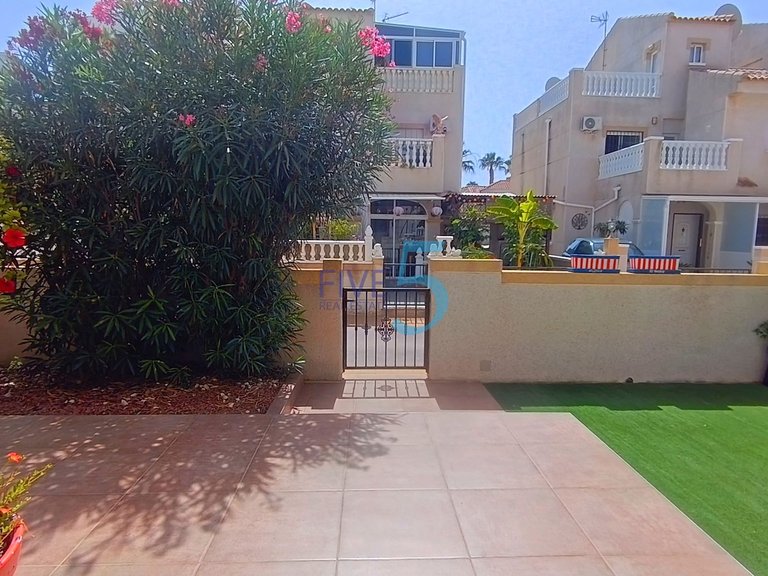Villa for Sale in Alicante, Valencia 15