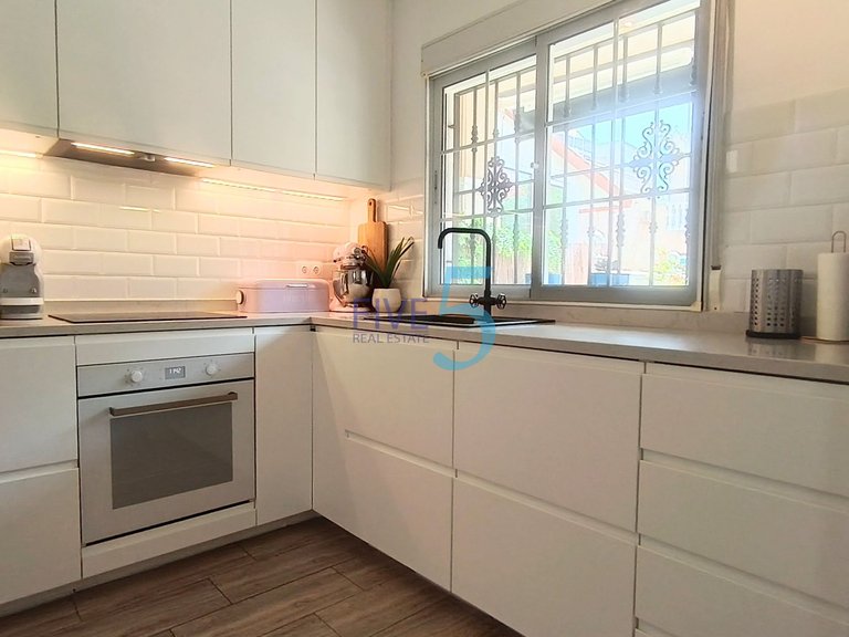 Villa for Sale in Alicante, Valencia 24