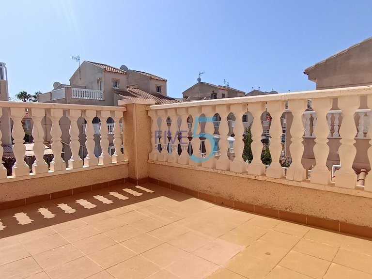 Villa for Sale in Alicante, Valencia 30