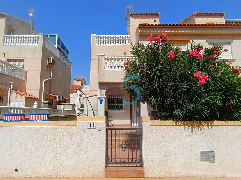 Villa for Sale in Alicante, Valencia 6