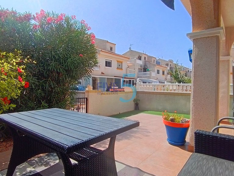 Villa for Sale in Alicante, Valencia 14