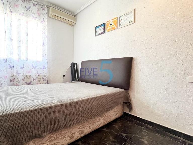 Villa for Sale in Alicante, Valencia 8