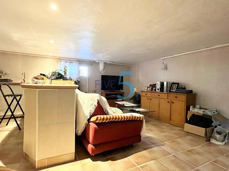 Villa for Sale in Alicante, Valencia 17
